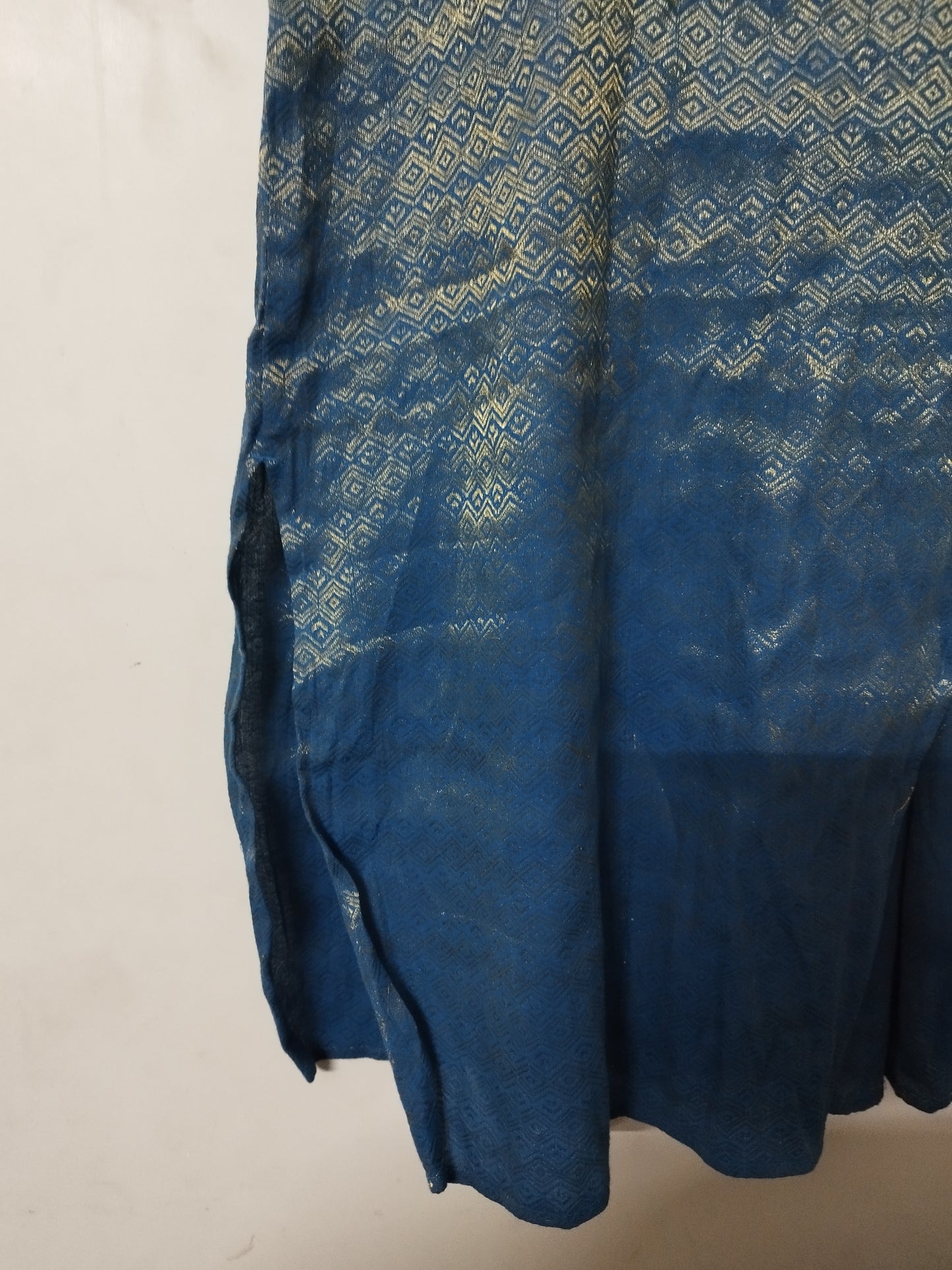 Silk Sleeveless kurti