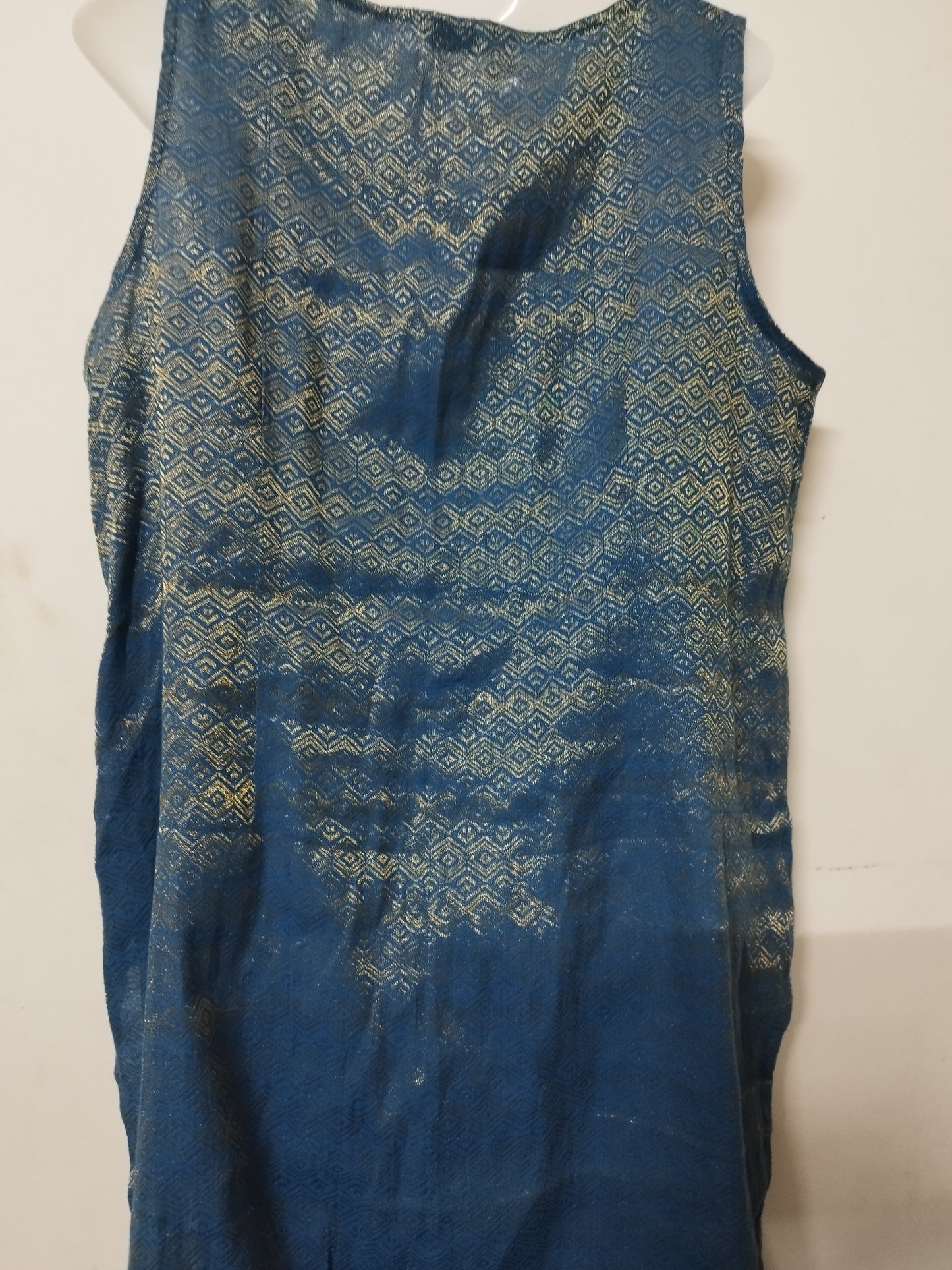 Silk Sleeveless kurti