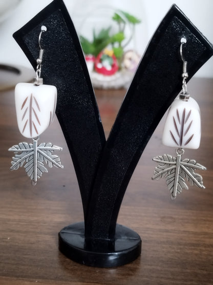Trending Leaf Stoney Earrings